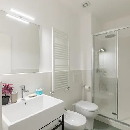 Daire Iflat Calm & Spacious Urban Oasis Fons Trevi B13 *